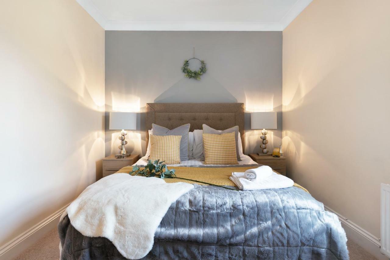 Stylish Cottage - Parking - Garden - Sleeps 6 Cambridge  Dış mekan fotoğraf
