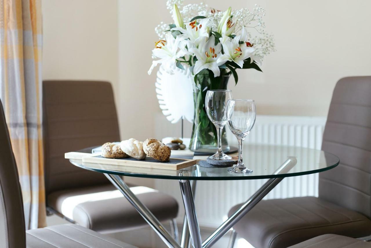 Stylish Cottage - Parking - Garden - Sleeps 6 Cambridge  Dış mekan fotoğraf